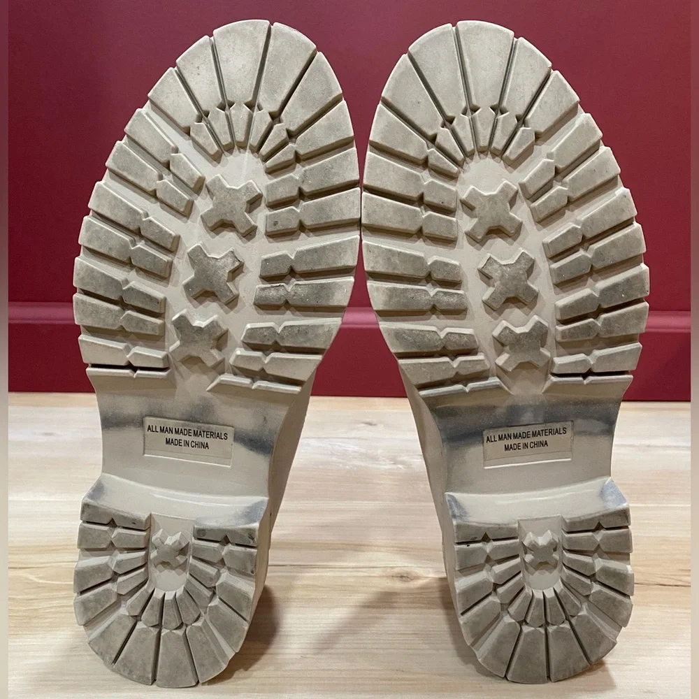 DV by Dolce Vita Cream Tan Beige Carley Loafers Women’s Size 6